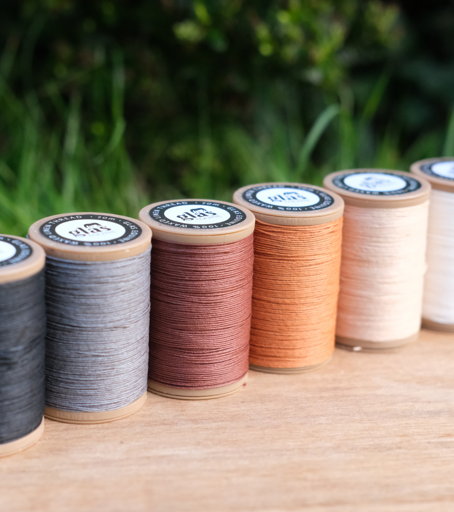 Liver Waxed Linen Plaiting Thread